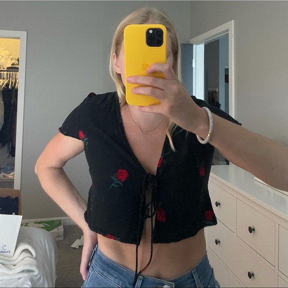 Tops - Motel Crop Top